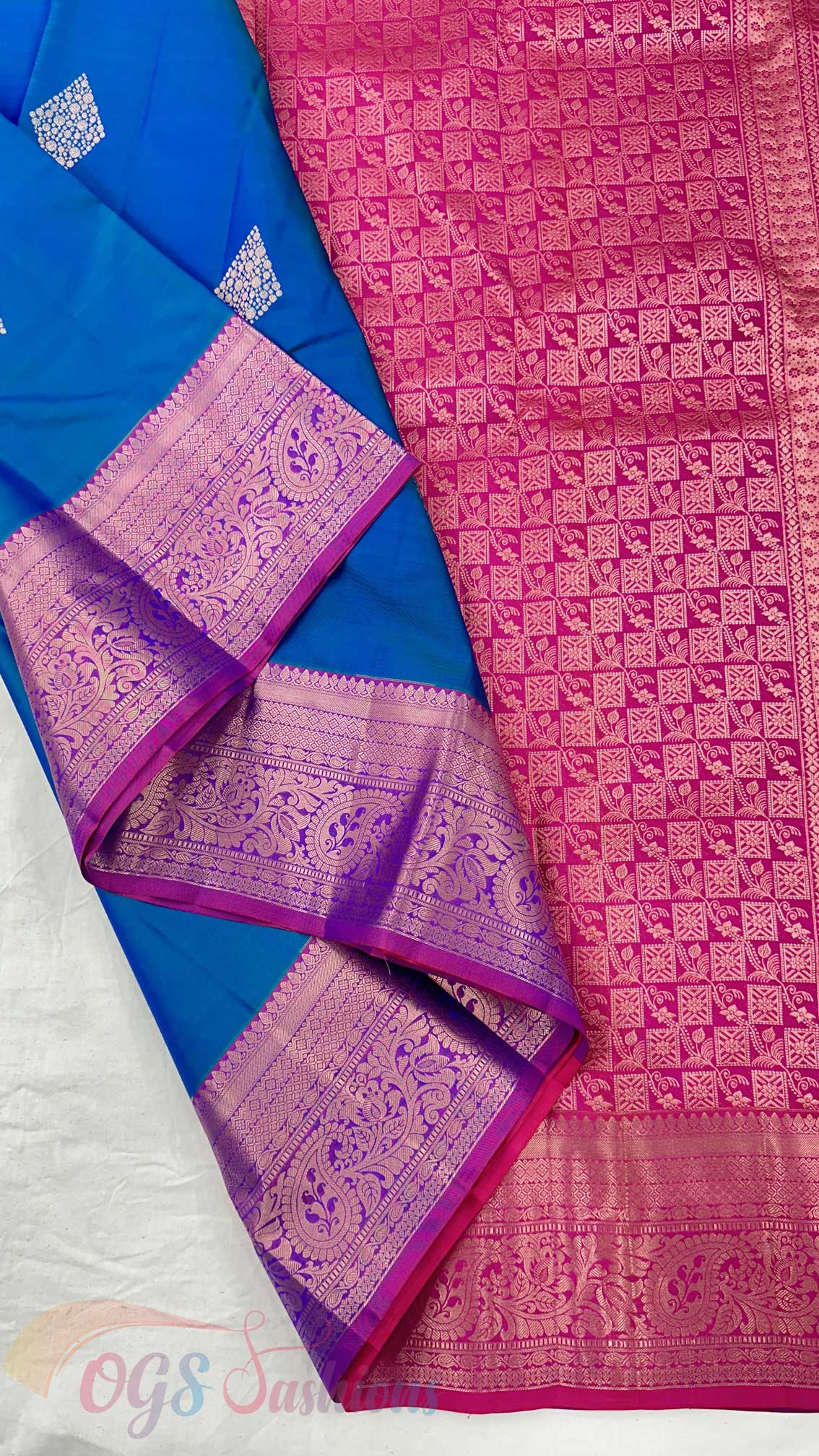 Kanchipuram Traditional Pure Silk Saree with Blue body & Rani Pallu