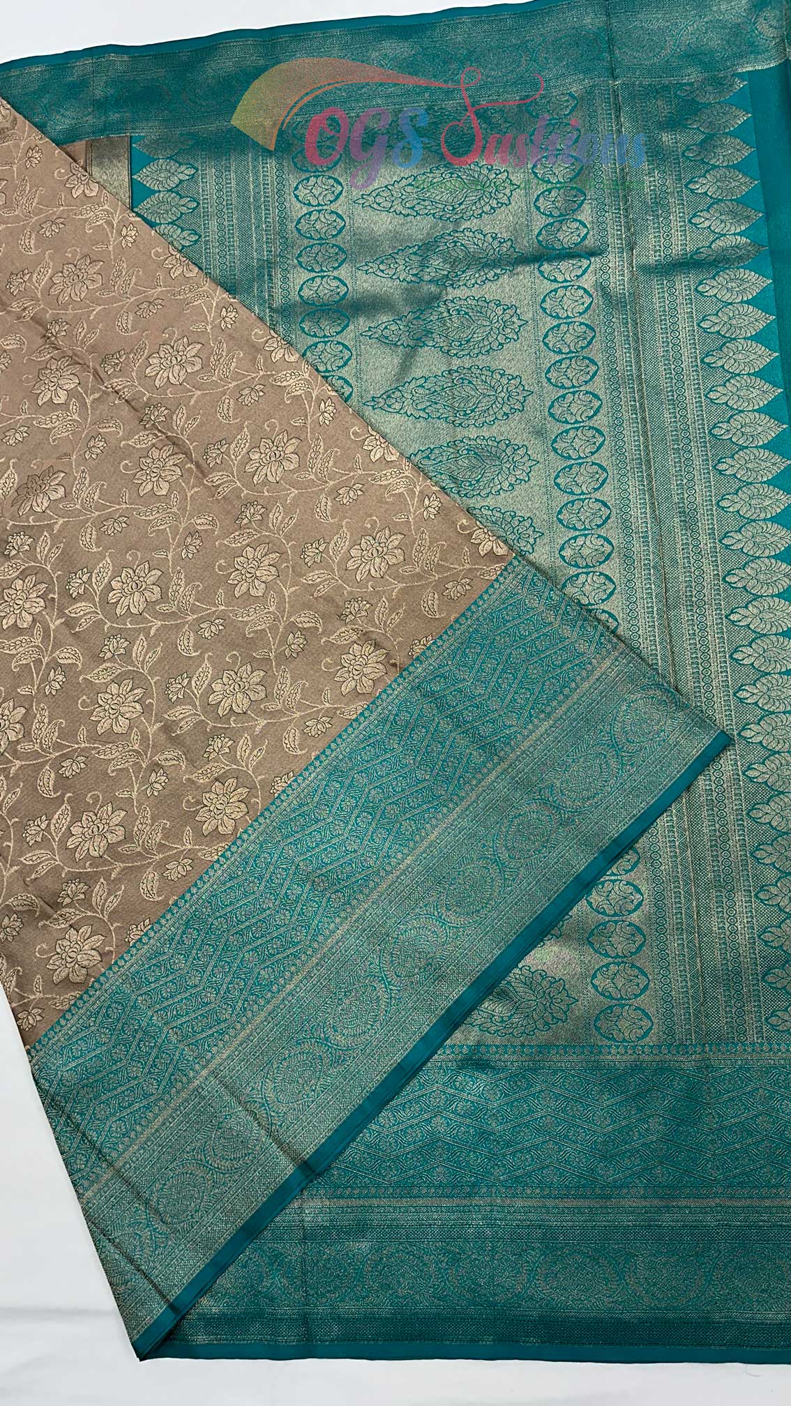 Kanchipuram Bridal Silk Saree with Pastel Dusty Body with Ramar Green Border, Pallu, Blouse